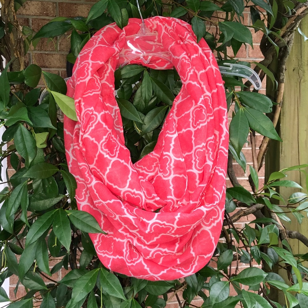PINK INFINITY SCARF